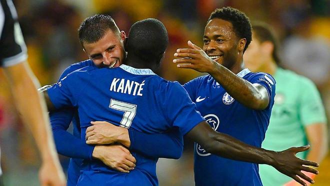 图卢兹加纳国脚阿布-弗朗西斯友谊赛重伤，法甲官方送上祝福