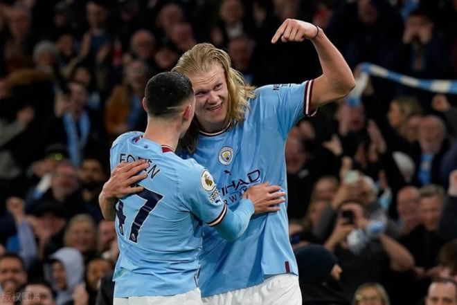 英超半场：福登开场闪击，格瓦迪奥尔破门，曼城2-0利兹联