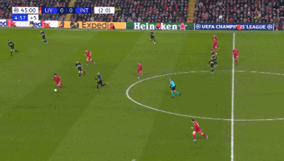 没进行场地检查，一场苏格兰冠军联赛在开赛前15分钟宣布推迟