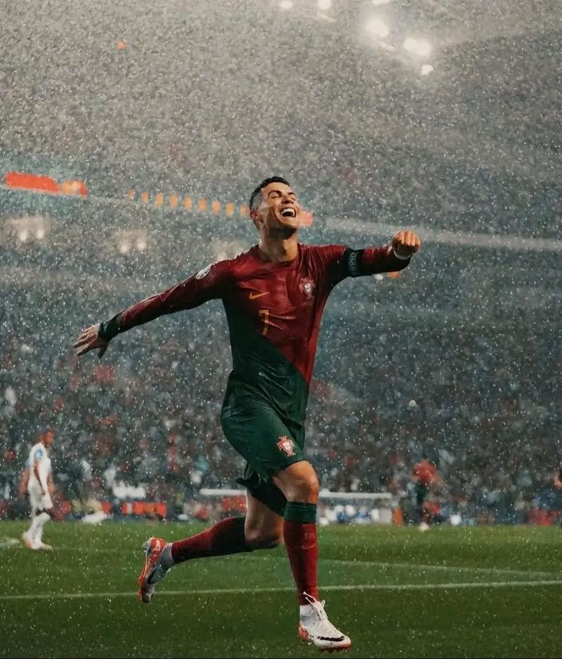 国脚恢复训练，伤病情况明显好转