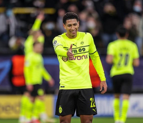 的临危不乱 的临危不乱